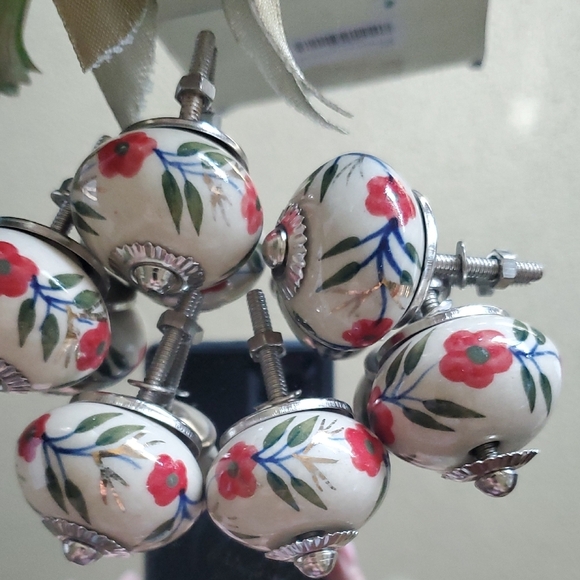 Floral Ceramic Drawer Knobs - Picture 5 of 5